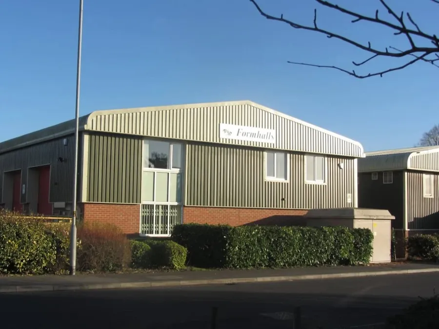 Formhalls Engine Services: Precision Engineering for Heritage Vehicles