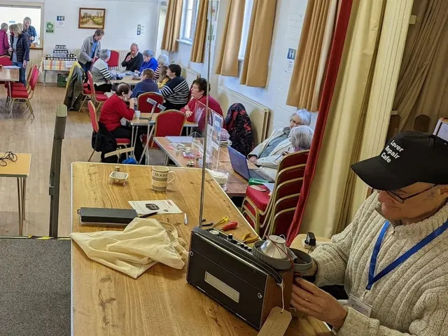 Lover Repair Café